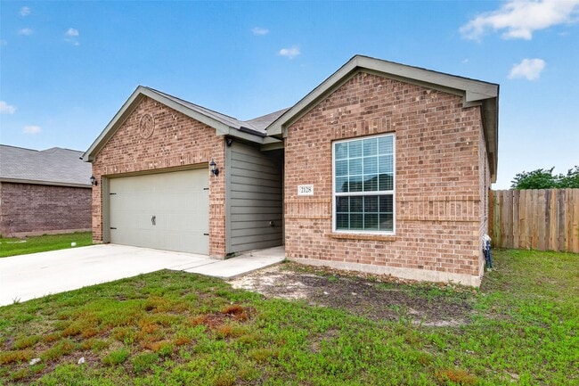 Building Photo - 2128 Mule Ridge Dr