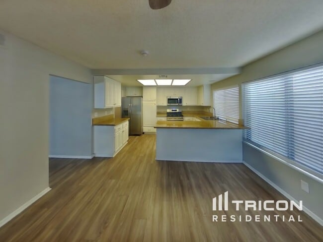 Photo - 5262 Willowhaven Ave