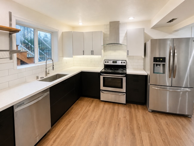 Photo - 9640 30th Ave SW Unit B