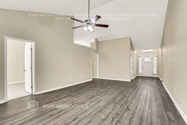 Photo - 907 Koala St