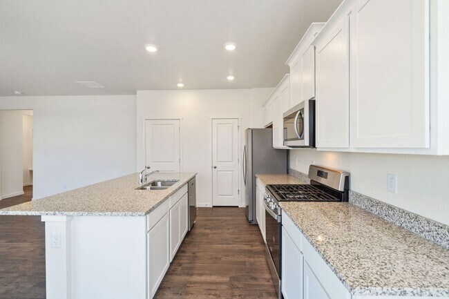 Photo - 3 bedroom, 2 1/2 bath home in Tailholt!