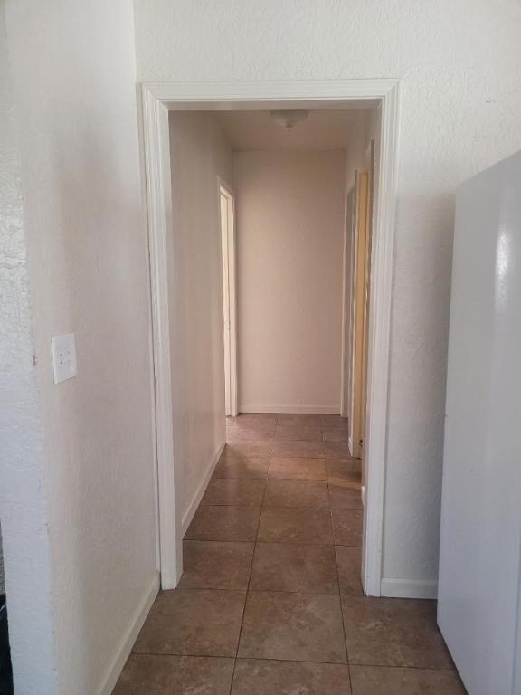 Photo - 119 E Kearney Blvd