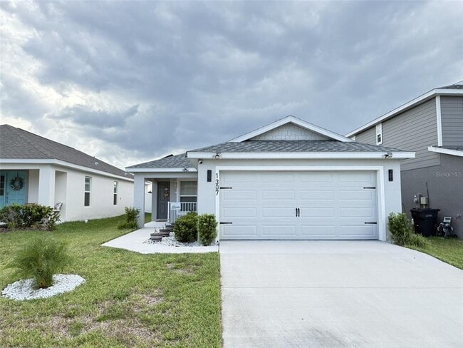 Building Photo - 1307 Cascade Dr Rental