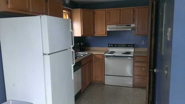 Photo - 191 City Depot Rd Unit B