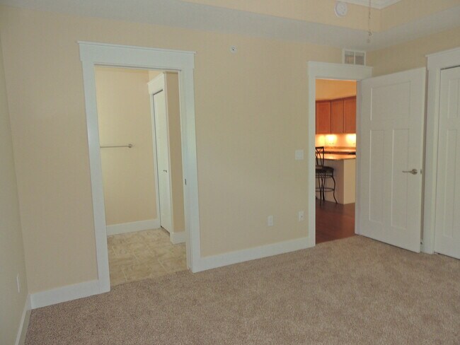 Photo - East Bay Condominiums 2 BR, 2 BA