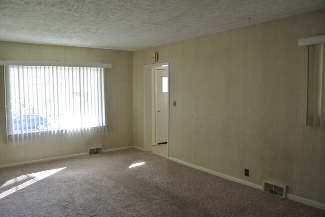 Photo - 812 Park St SW