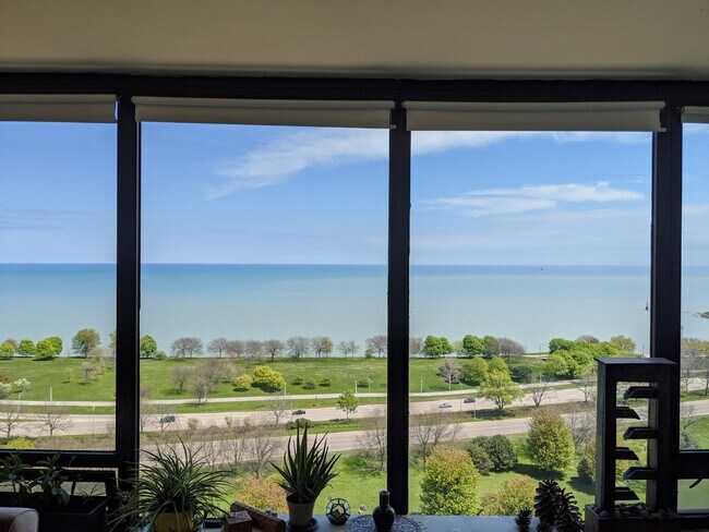 Photo - 5445 N Sheridan Rd Unit 2210