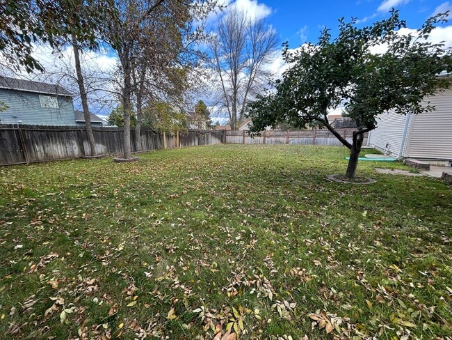 Photo - Spacious 5-Bedroom Family Haven with Modern Amenities