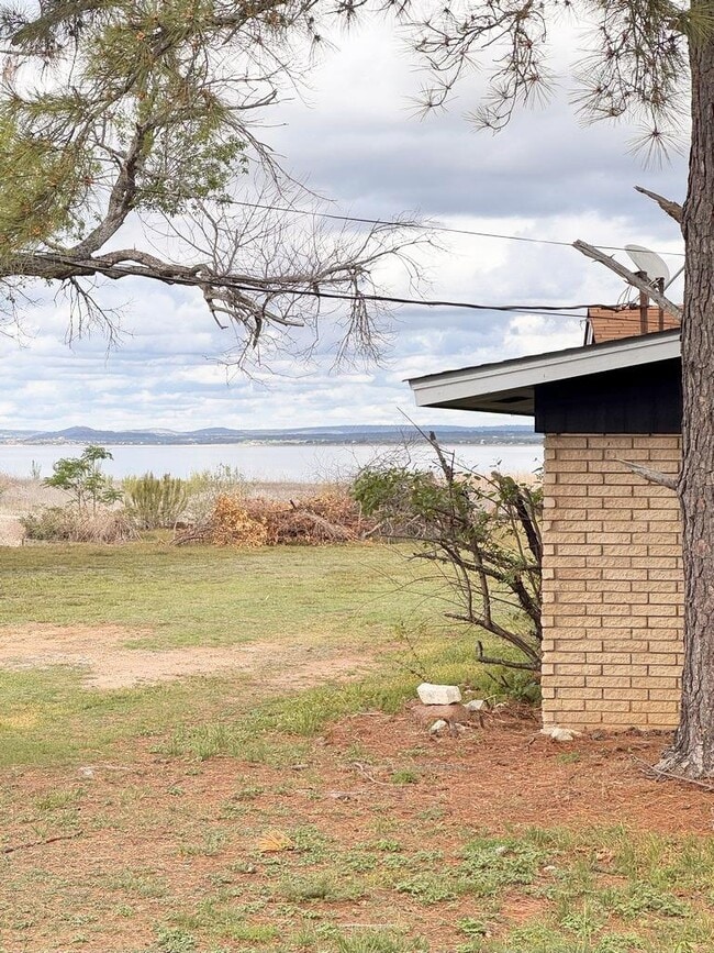 Photo - 106 Logan Dr