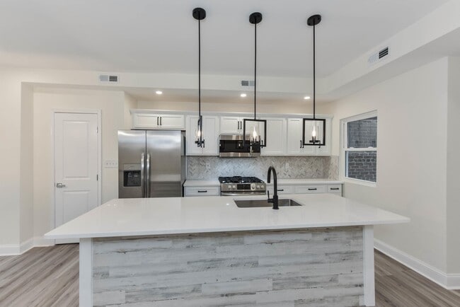 Photo - 3108 Brighton St