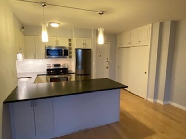 Photo - 145 Pinckney St Condo Unit 127