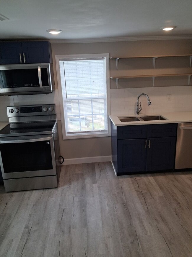 Photo - 909 Washington St Unit 909-B Washington - Wool and Ray