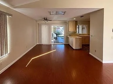 Photo - 287 Springcreek Dr