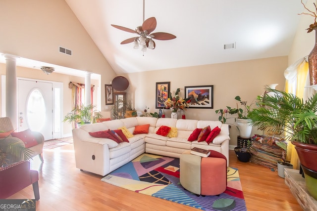 Photo - 109 Laketrail Dr