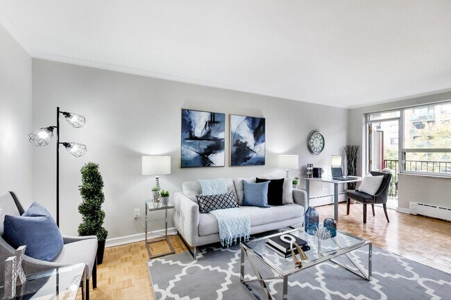 Yonge Eglinton Apartments