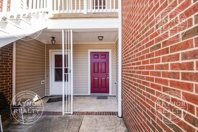 Photo - 3305 Tarleton E