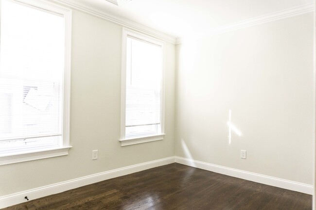 Photo - 75 Morris St Condo