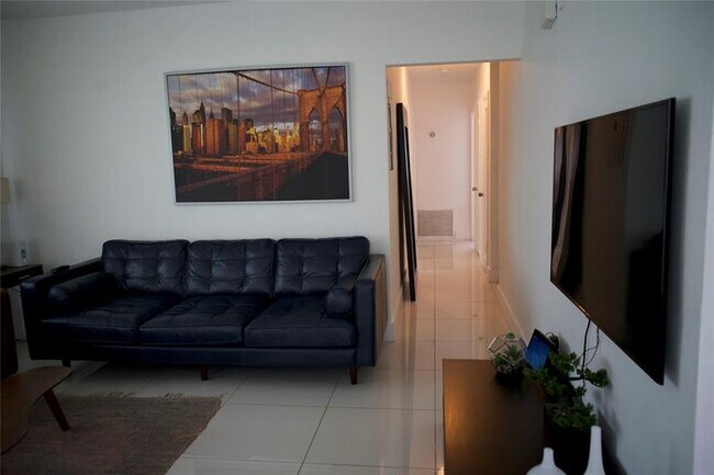 Photo - 11150 Peachtree Dr