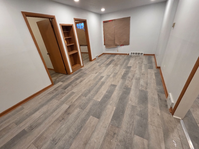 Photo - 41 W Interstate St