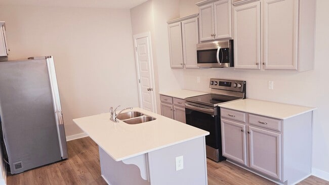 220 Co Rd 1701
