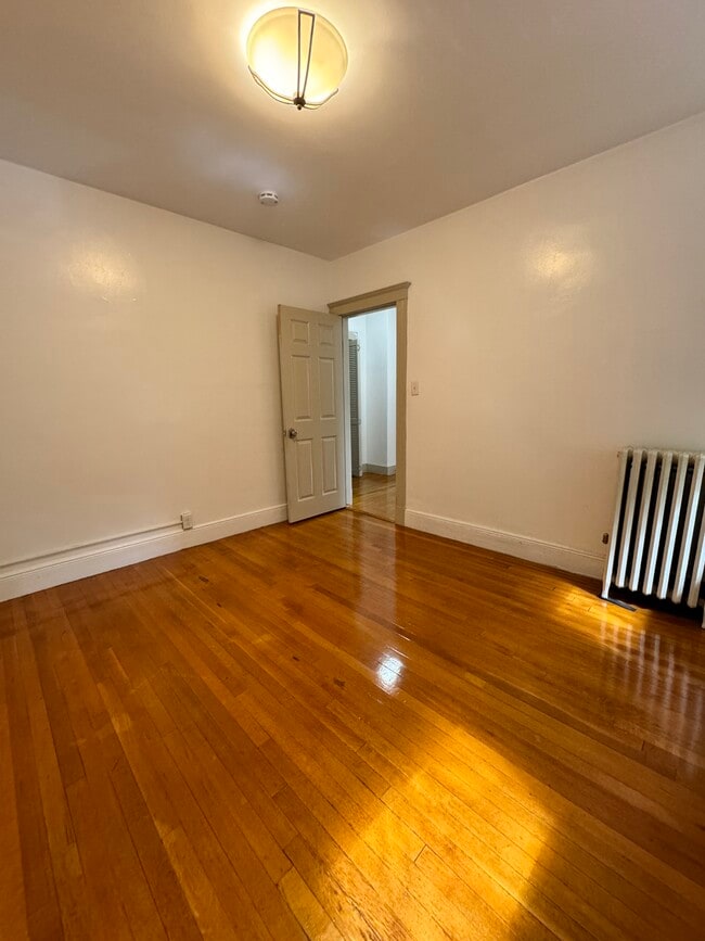 Photo - 24 Sidlaw Rd Unit 8