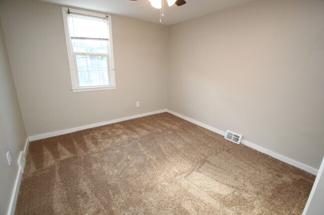 Photo - 111 S 12th St