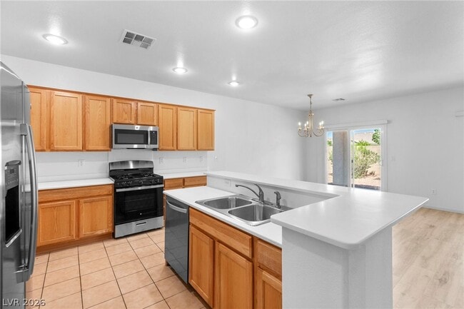 Photo - 2250 Sandstone Cliffs Dr