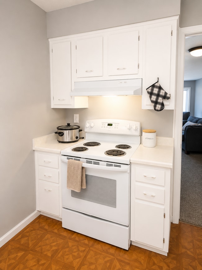 Photo - Spacious 2 Bed / 1.5 Bath Apartment at Raleigh Pines Unit 2789-2