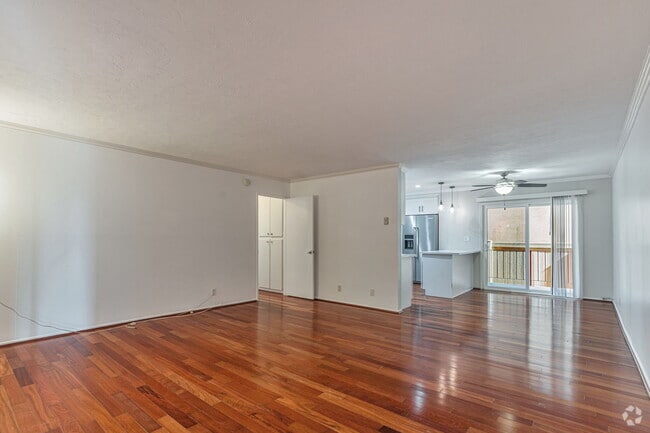 Building Photo - 382 Coronado Ave Unit 102 Rental