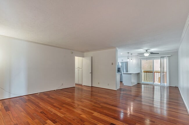 Photo - 382 Coronado Ave Condo Unit 102