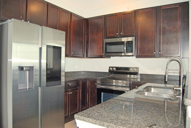 Photo - 1901 S Calumet Ave Unit 1303
