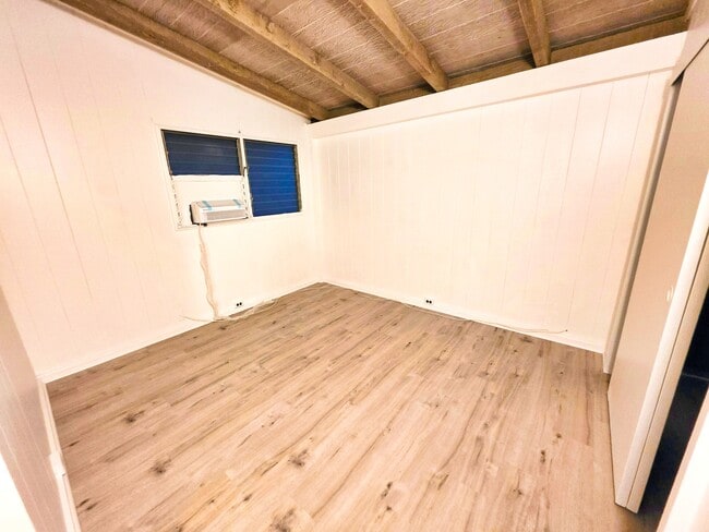 Photo - 7303 Mokuone St
