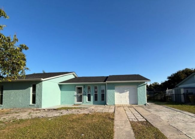 Building Photo - 226 E Cedarwood Cir Rental