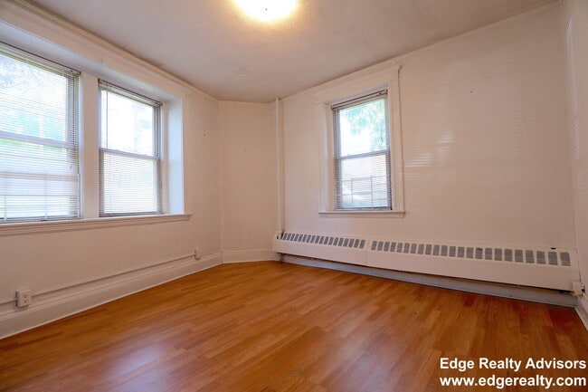 Photo - 130 Brainerd Rd Unidad 2