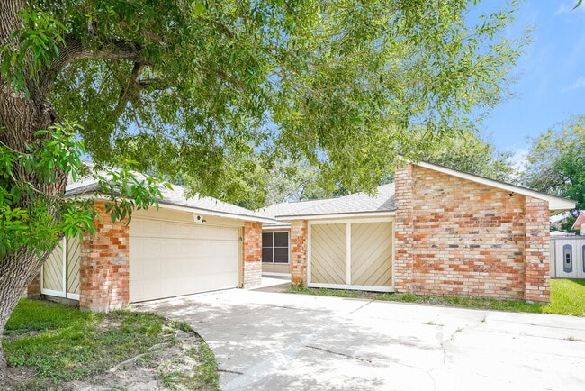 Photo - 8403 Quail Burg Ln