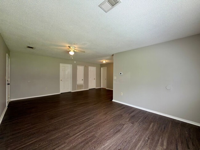 Photo - 1307 N. Arkansas-