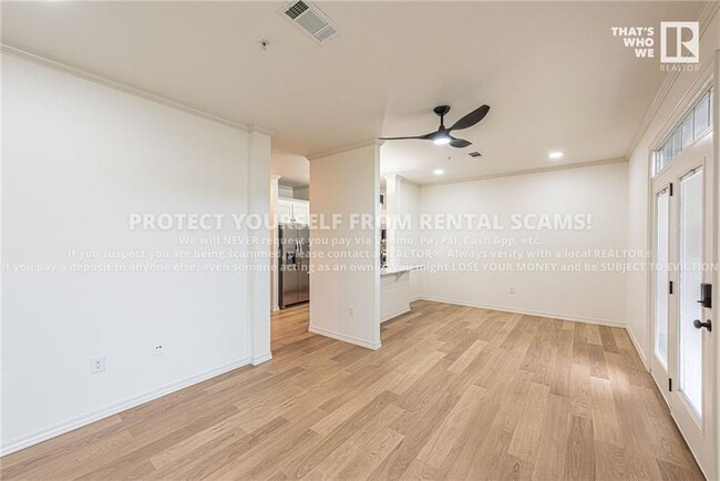 Photo - 1115 N Leverett Ave Unidad 105