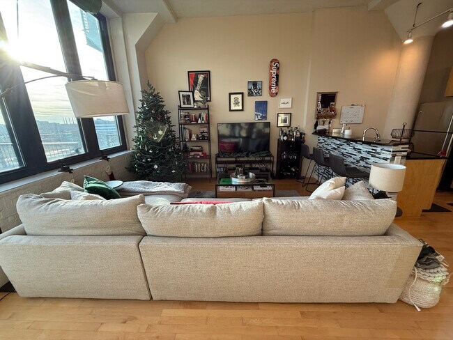 Photo - 1224 W Van Buren St Unit 607