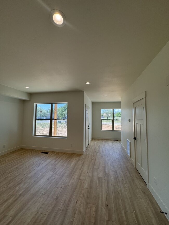 Photo - 17 Grove-
