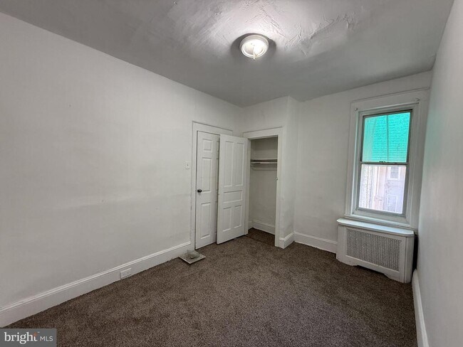 Photo - 1504 S Dover St