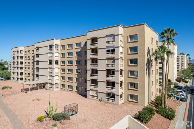 Building Photo - Scottsdale Shadows Rental