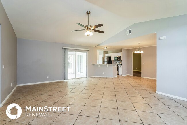 Photo - 525 SW 23rd Terrace