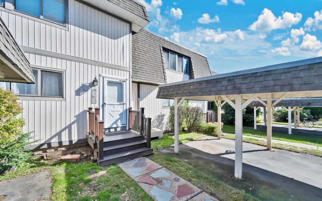 Photo - 21 Pebblestone Cir