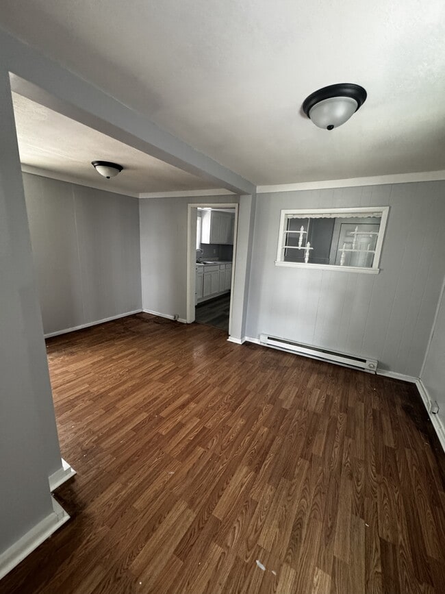 Photo - 317 N Maple Ave