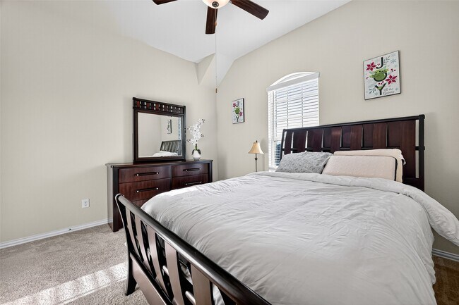 Photo - 10519 Forfar Ln