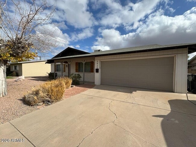 Photo - 3425 N 85th St