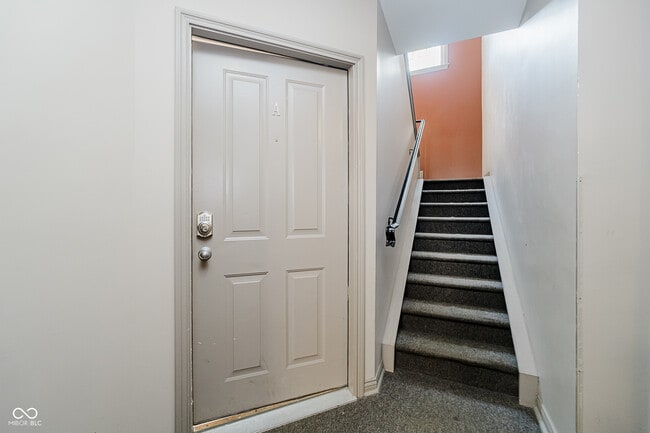 Photo - 420 E Ohio St Unit A