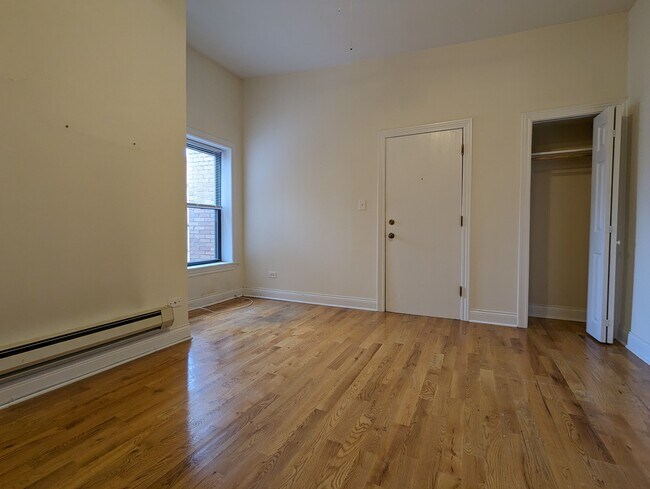 Photo - 813 W Cornelia Ave Unidad 310