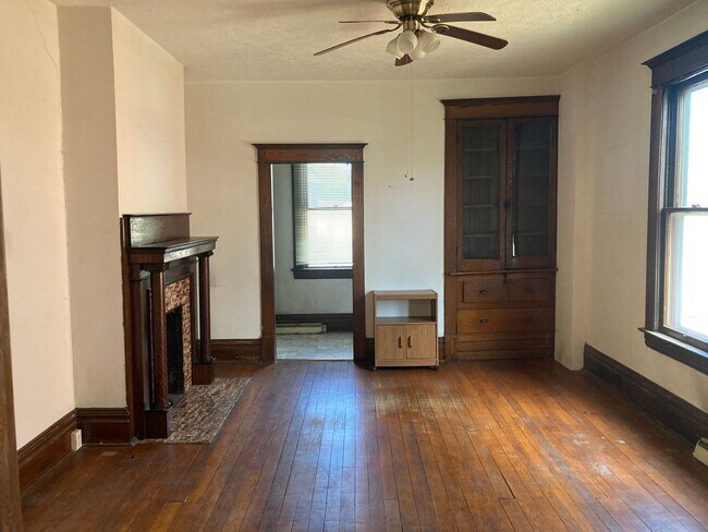 Photo - 212 Grand St Unit 1