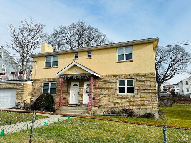 Building Photo - 25 Maplewood St Unit 2 Rental